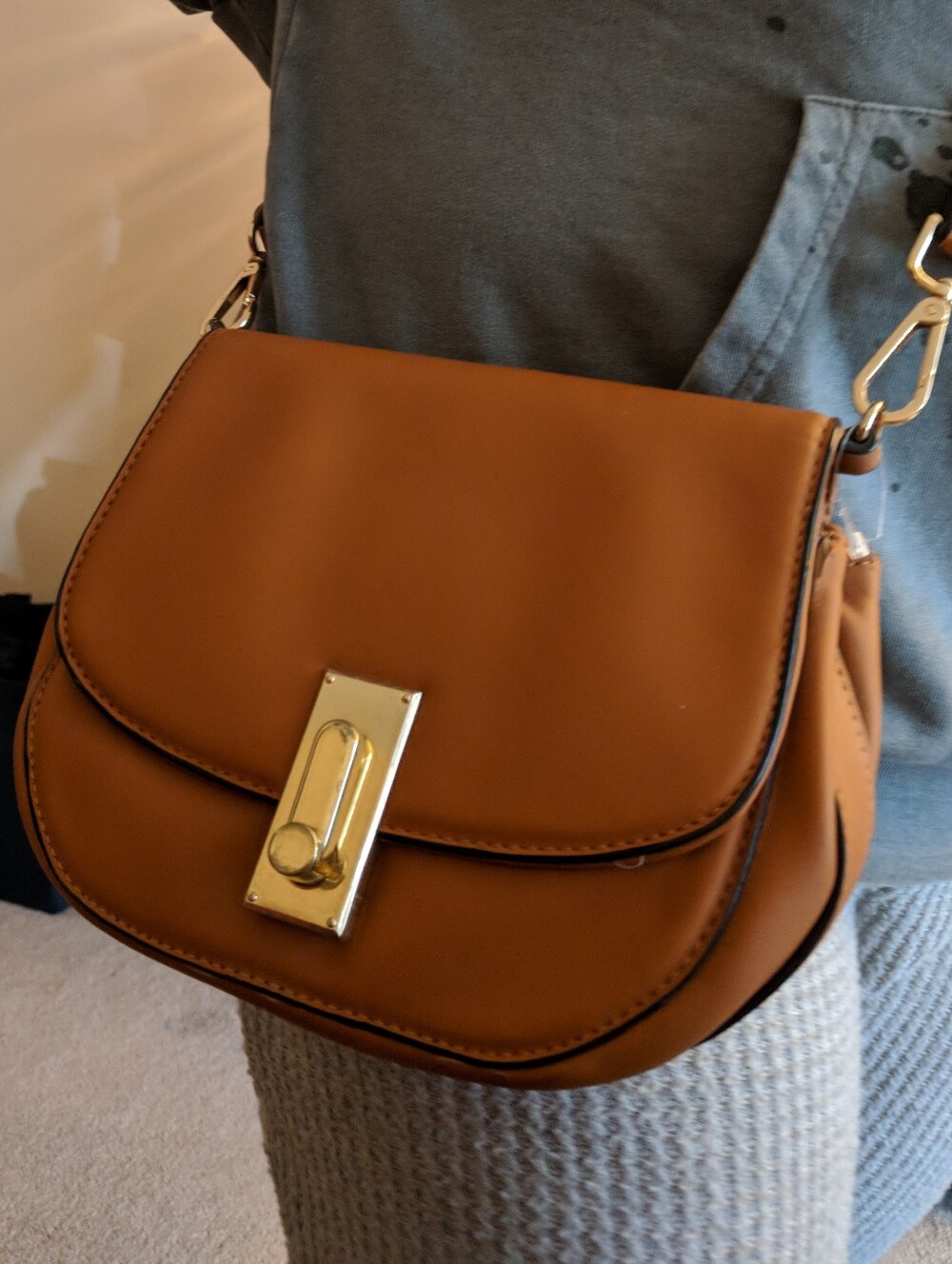 Classic Saddle Crossbody Bag - Brown